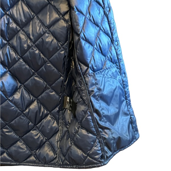 UNIQLO Ultra Light Quilted packable Down Vest size Small S Blue $59 MSRP - Picture 7 of 8